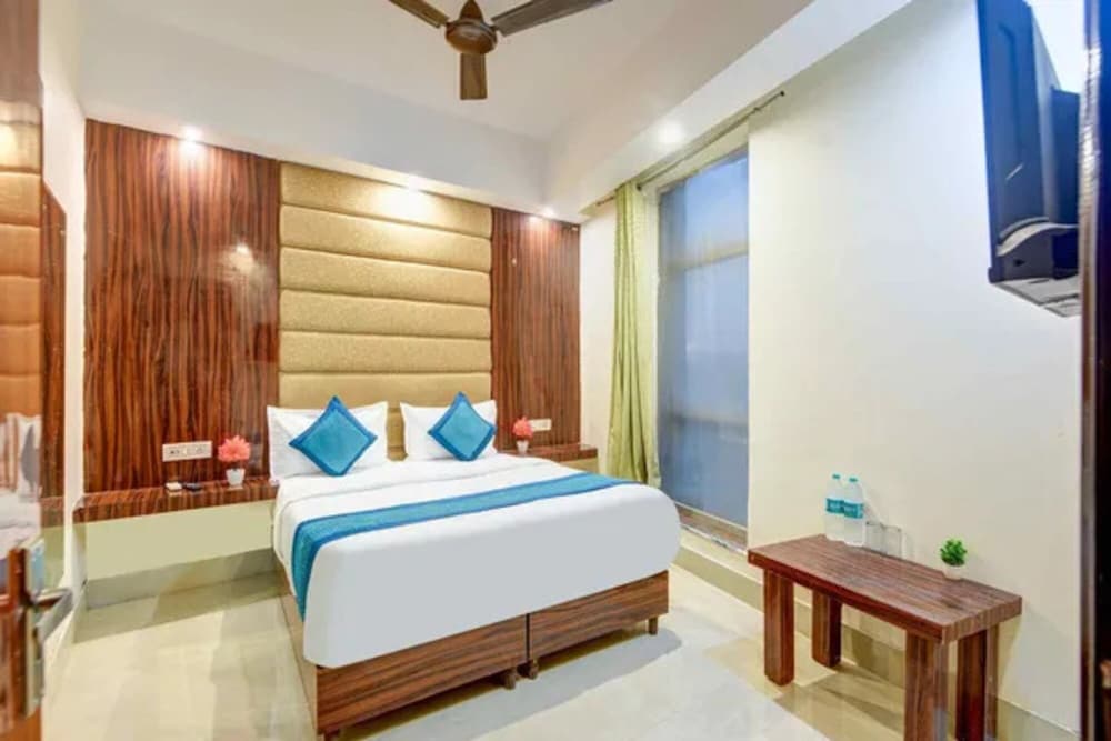 Fabhotel Golden Key Residency