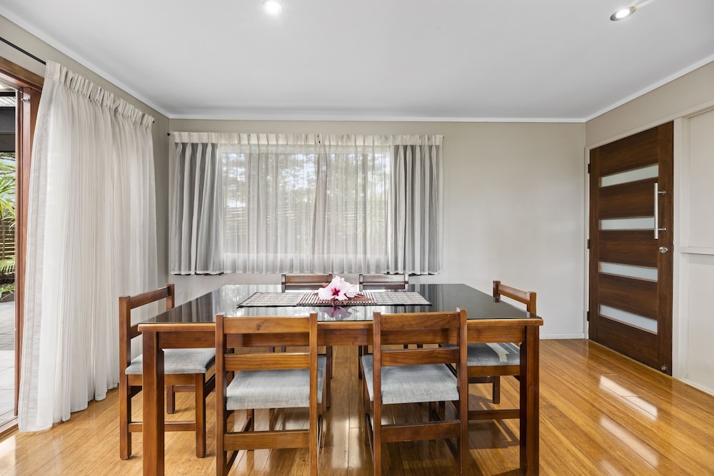 Broad Leaf Villas view 3
