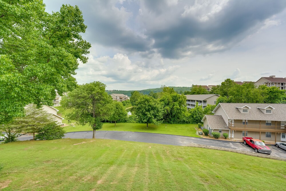 Branson Vacation Rental w/ Loft ~ 4 Mi to Downtown view 2