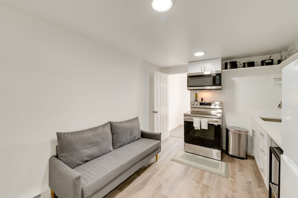 Juneau Vacations - Apartment Near Juneau Downtown Historic District - Property Image 4