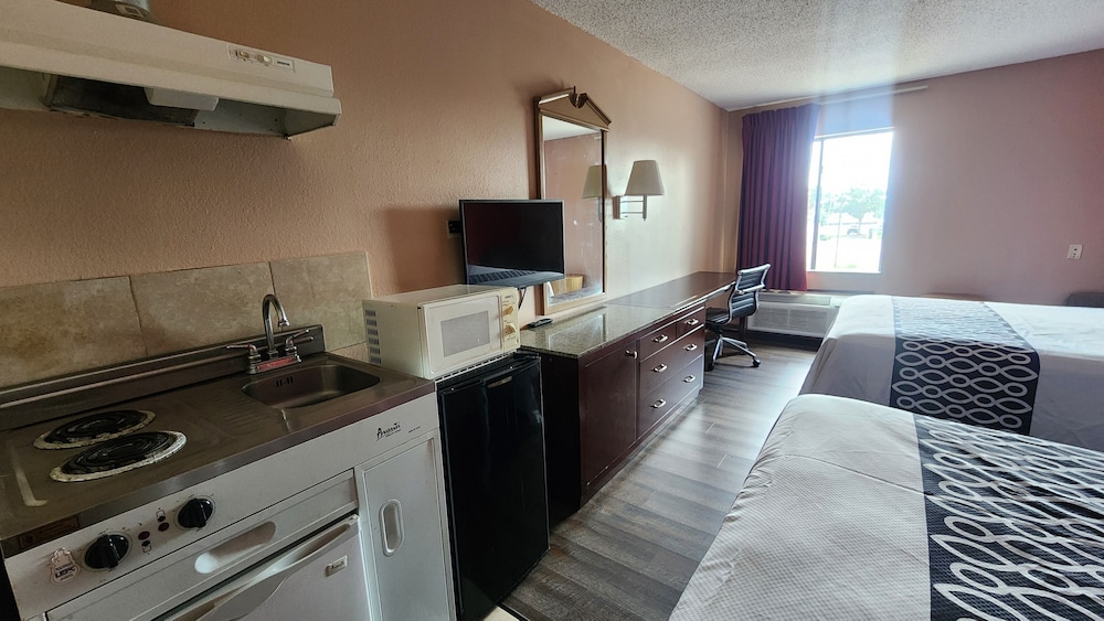 Capital O Fairway Inn - Baytown La Porte TX