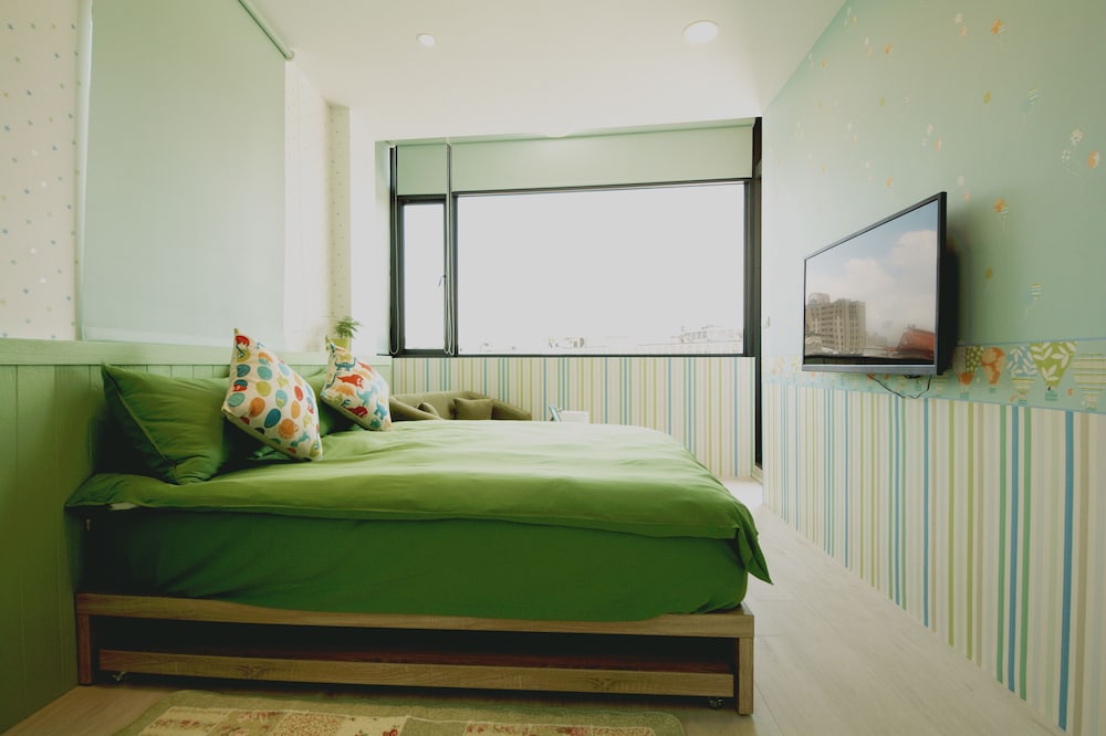 Camouflage Guest House view 2