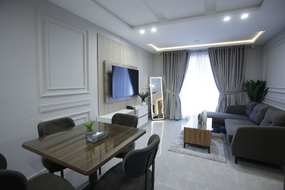 ZAR Luxury Suites Murree