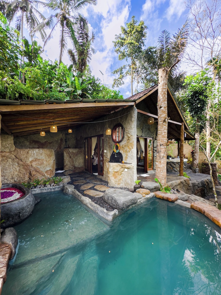Royal Kemala Villa
