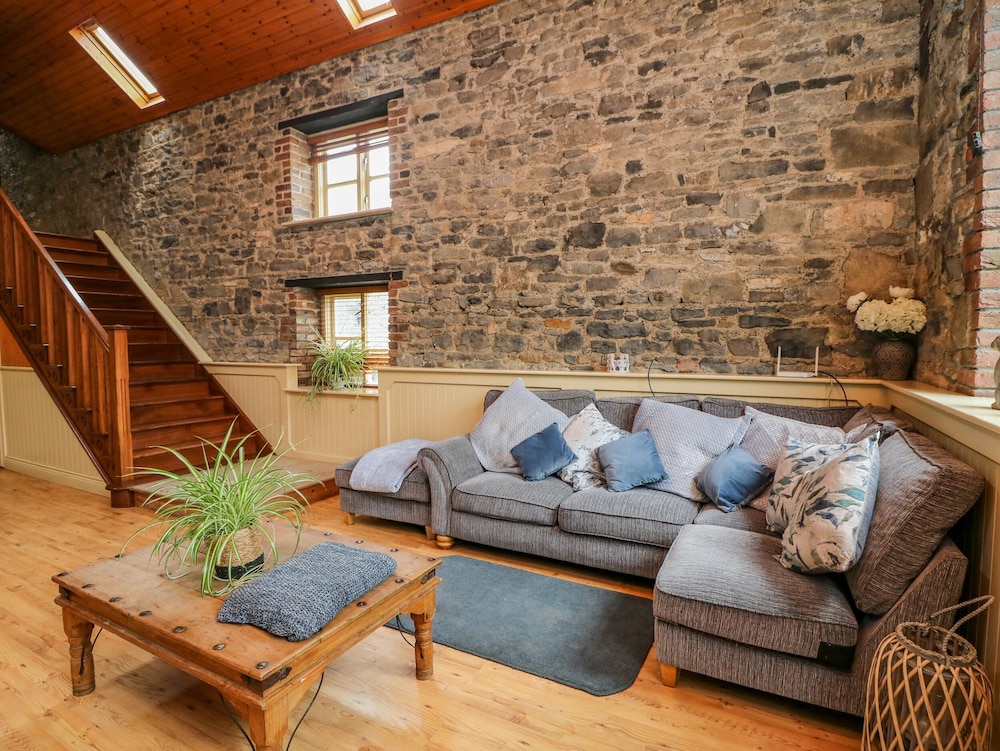 Coach House