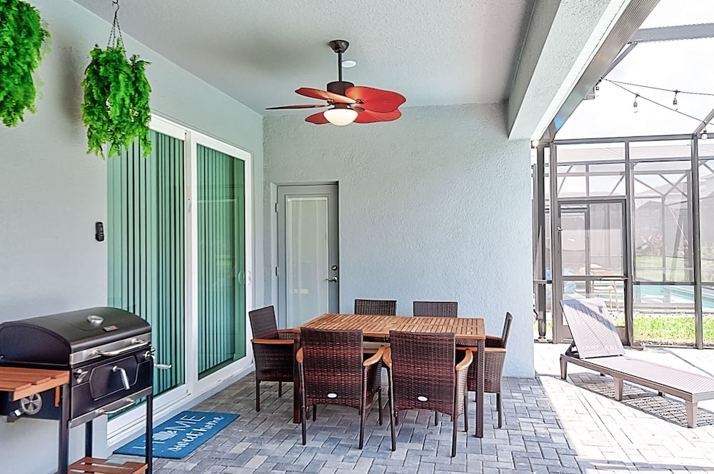 15975 Brand New 5BR Family House With Private Pool
