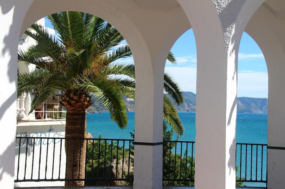 Charming Apartment in Burriana With Private Pool!