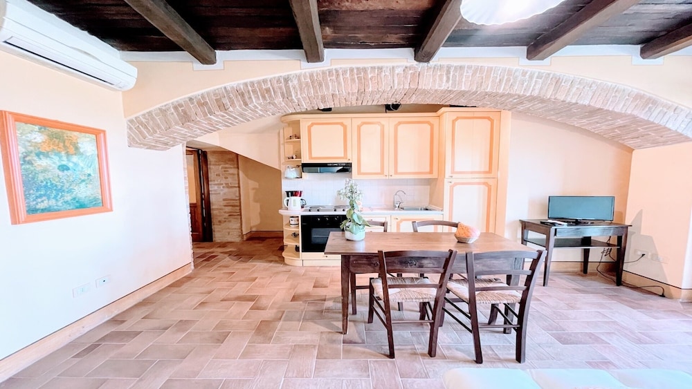 Open Pool Villa in Italy - Spoleto Umbria - Property Image 38