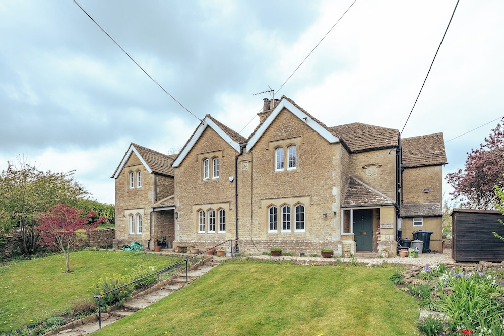 Herdsman's Cottage - 3BD in Wiltshire