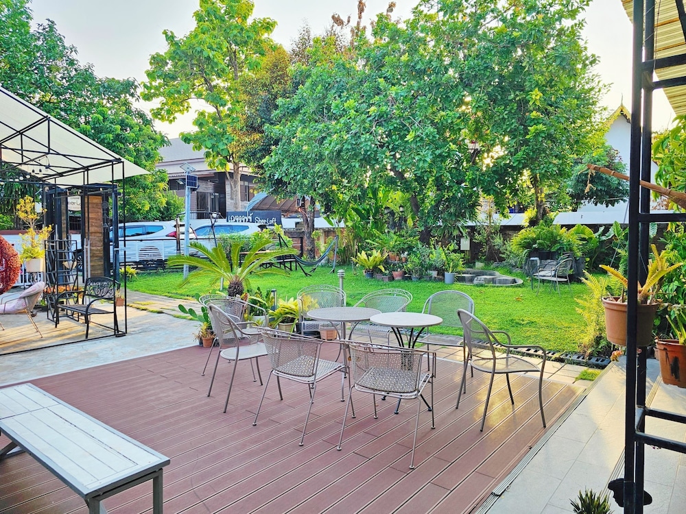 Sherloft Home & Hostel