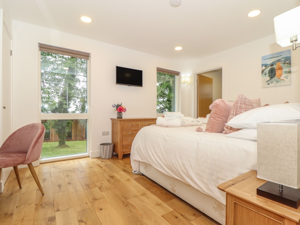 Willow view 3