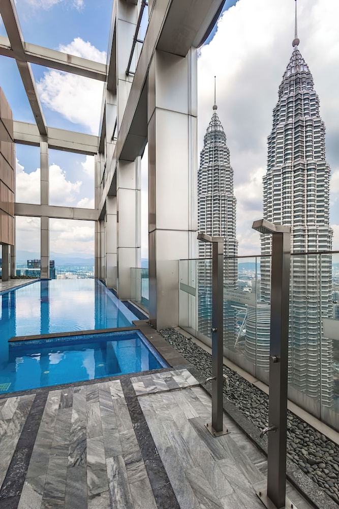 Tropicana The Residences KLCC Skypool