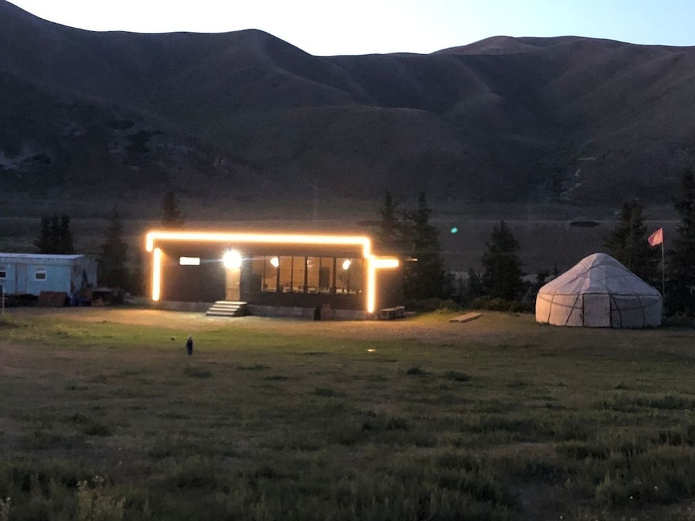 Bosogo Resort