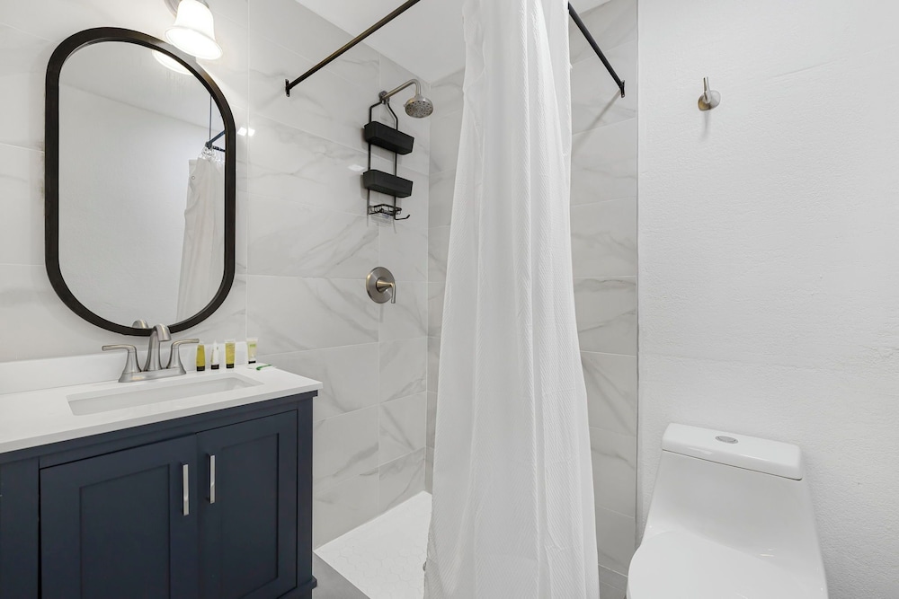 Spacious 3BR House with Private Pool