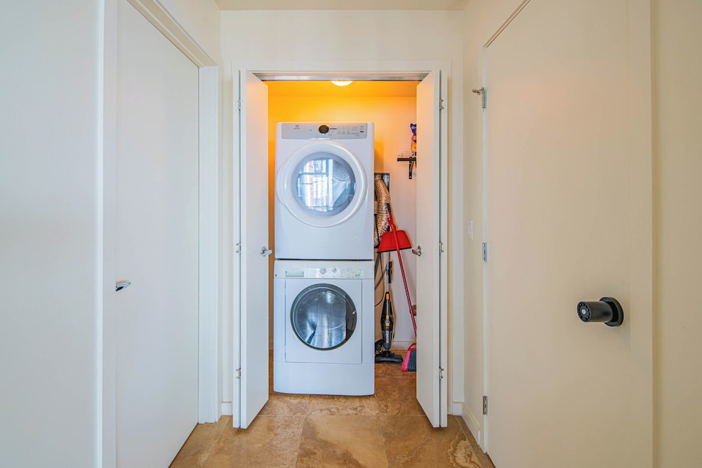 ROVE LIVING/KL - 44 Monroe