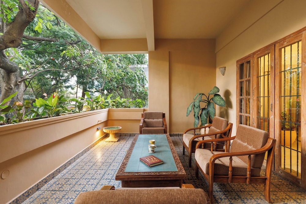 Westend Apartment by Redolive Racecourse Rd 3bhk