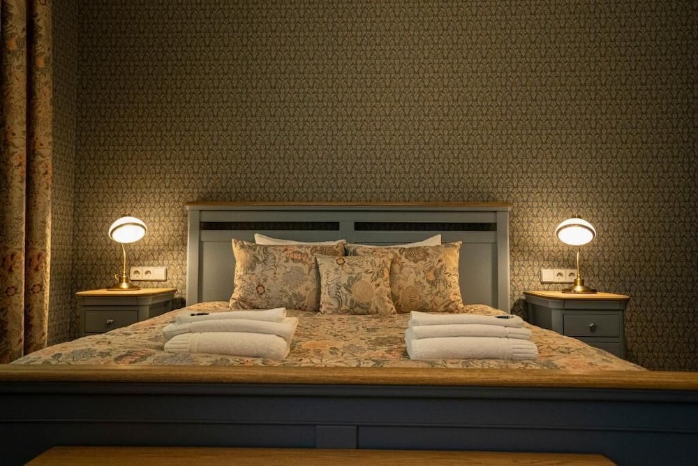 Roze Boutique Apartments