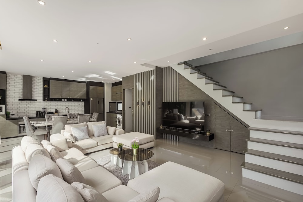 3-Bedroom Wallaya pool villa in Bangtao