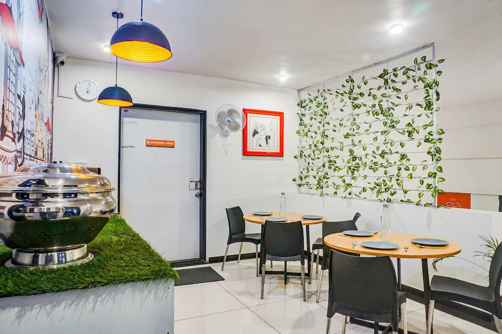 Elegant Urban Stays at Hadapsar Pune