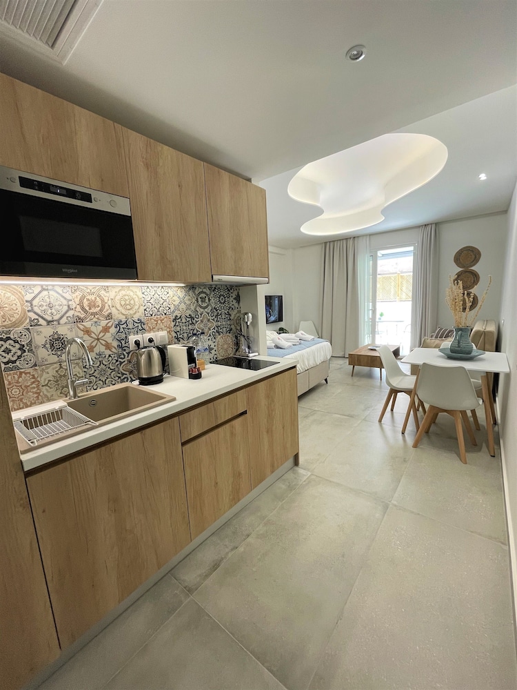 Chic Centre Suites Athens