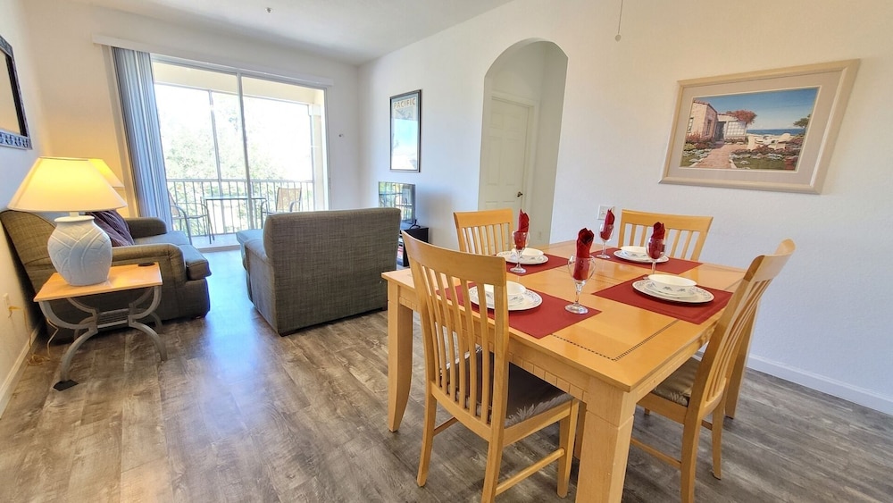 Wp2300si Windsor Palm 3 Bed Condo 3 Bedroom Condo