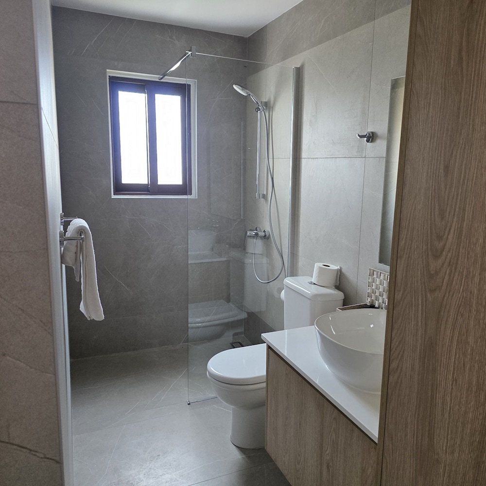 Two-Bedroom Suites by Kentrikon 1924 Boutique Hotel, Old Town