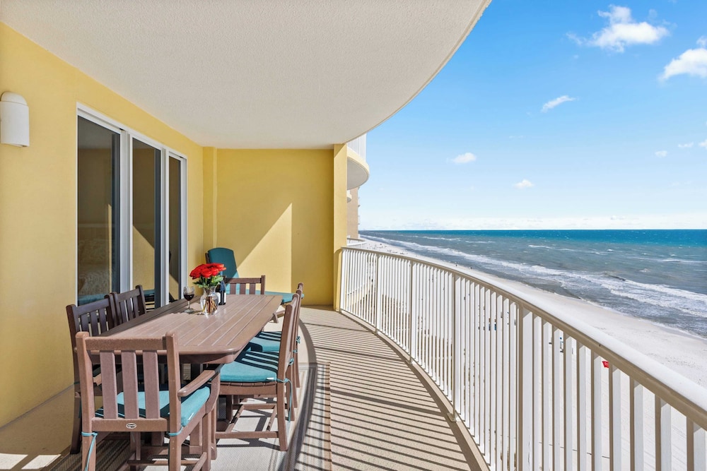 Beachfront Condo w/ Ocean Views + Pool Access Emerald Isle 808 by Avantstay