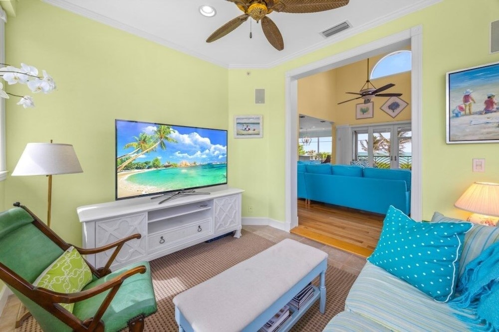 Paradise Found 4 Bedroom Home
