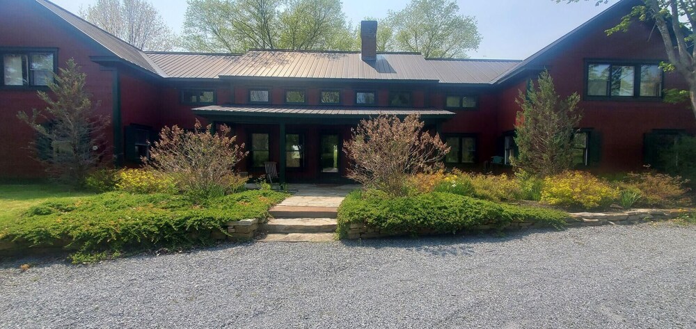Old Orchard House