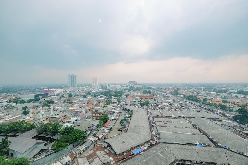 Warm And Cozy Studio Apartment Margonda Residence 5 Near Campus view 2