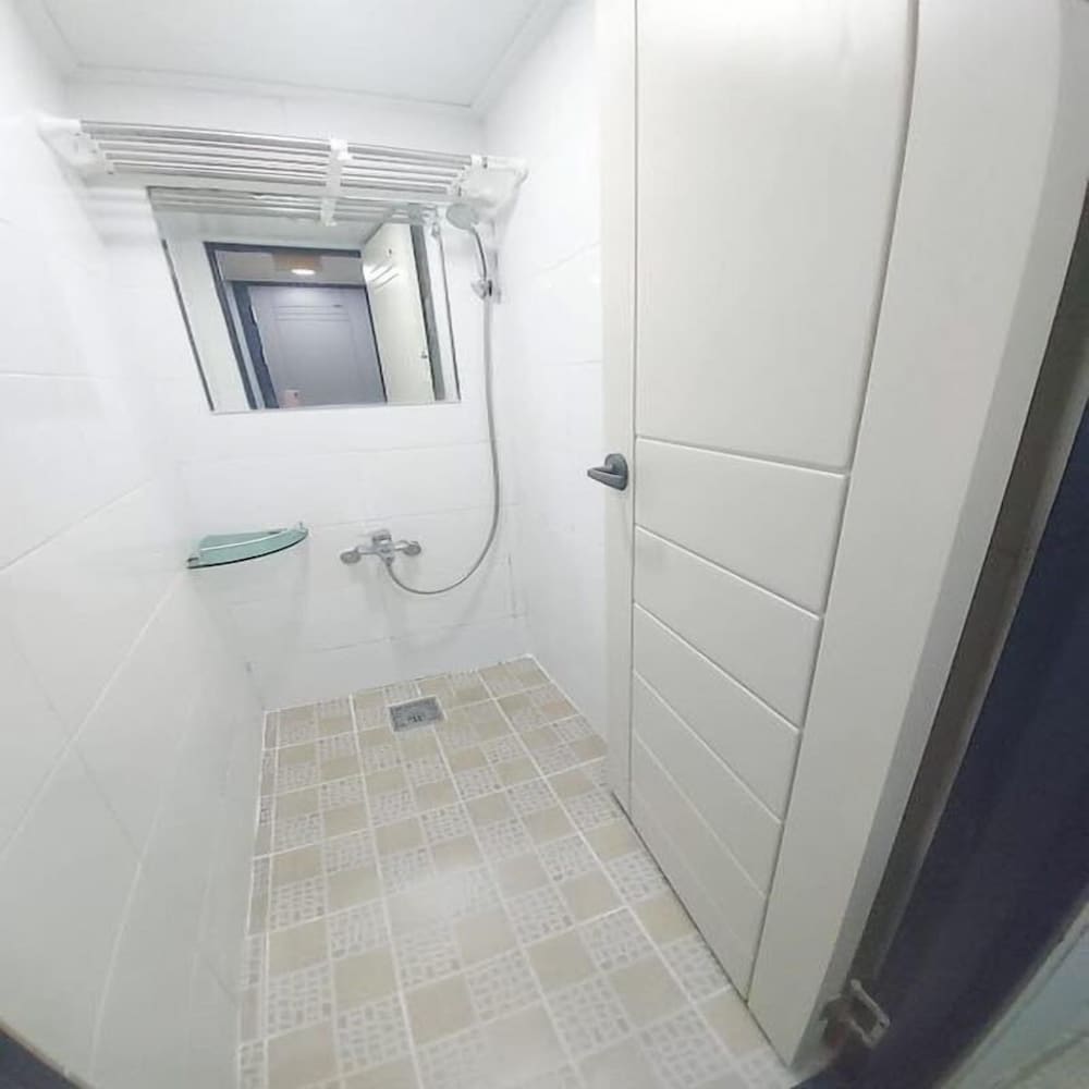 Funwave guesthouse in Haeundae