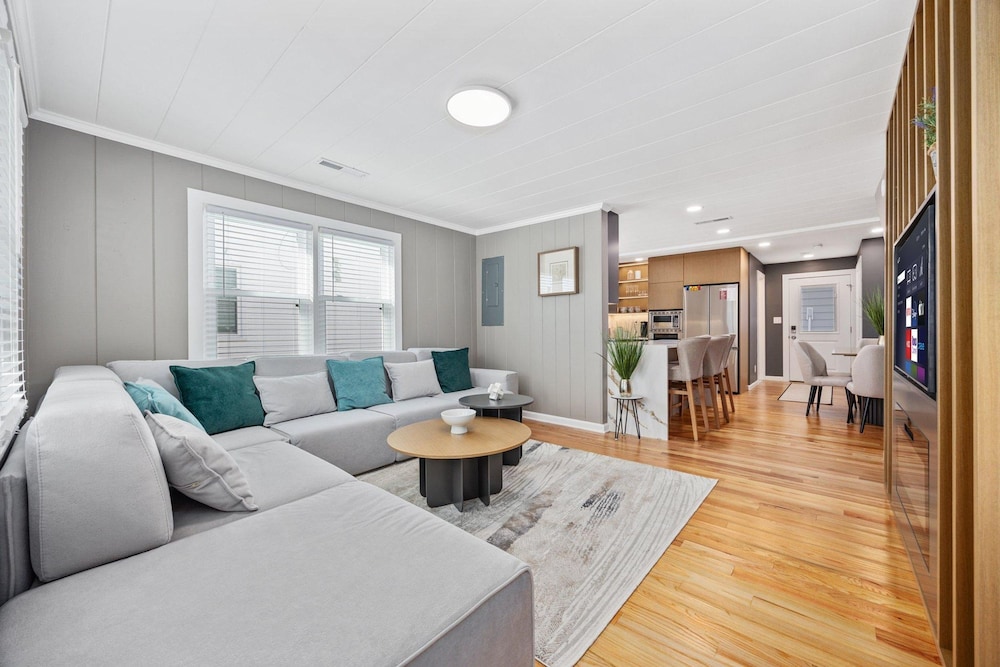 Elvi s Beach House Unit A