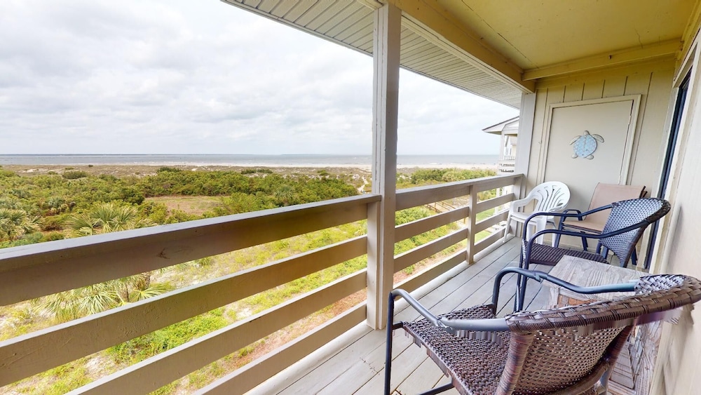 Lighthouse Point 2 by Tybee Vacation Rentals