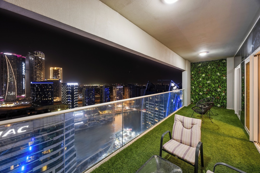 Luxury Apartments in Dubai Business Bay