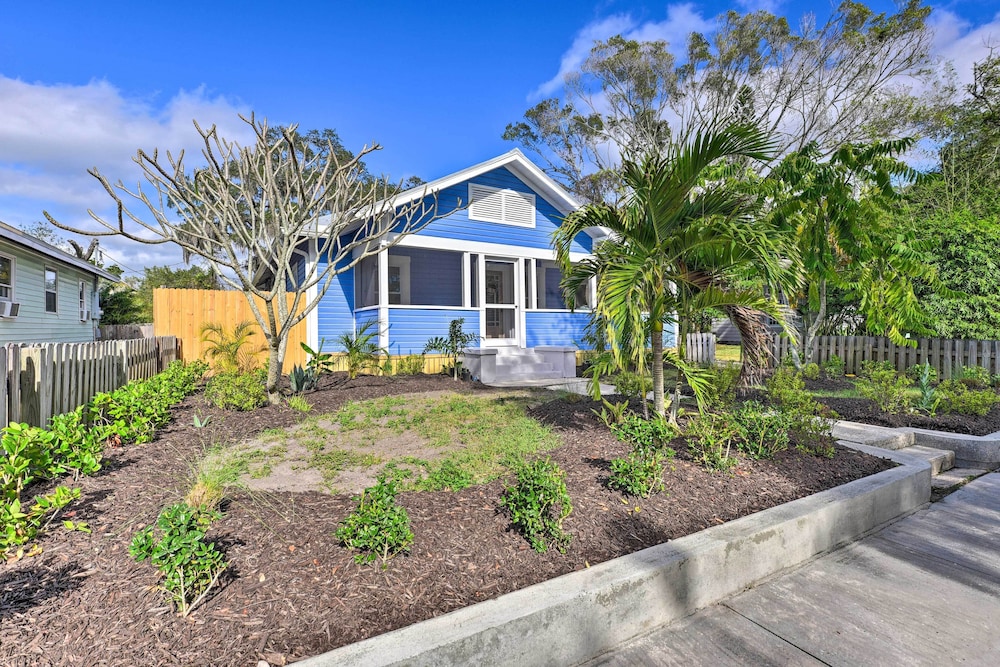 Bright Bradenton Retreat: 1 Mi to Downtown! view 4
