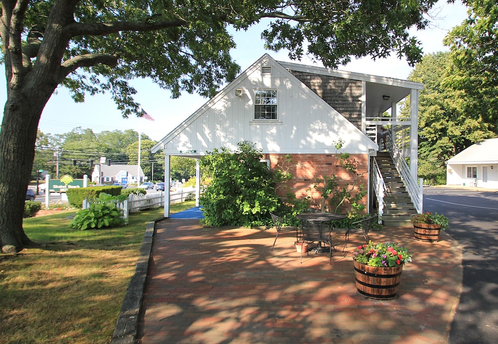 Skaket Beach Motel view 5