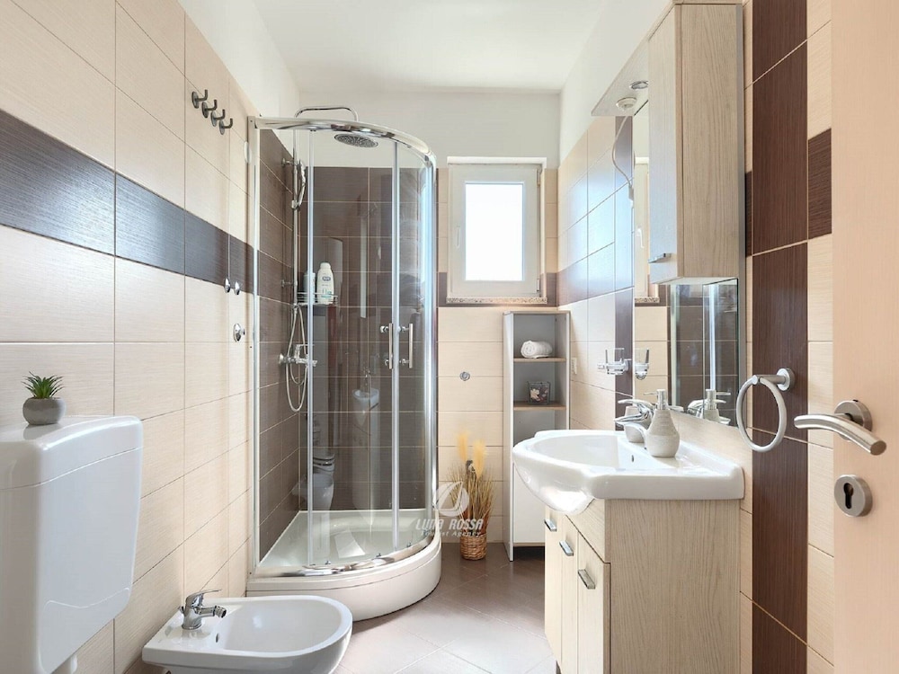 Villa in Galizana With Bubble Bath