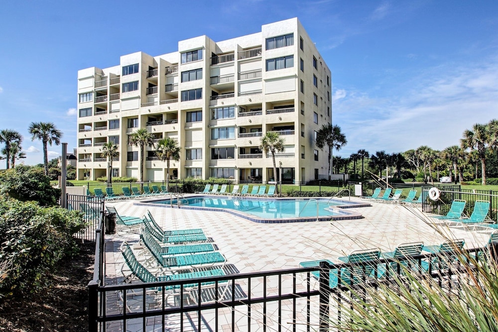 Surf And Racquet Club B149 2 Bedroom Condo