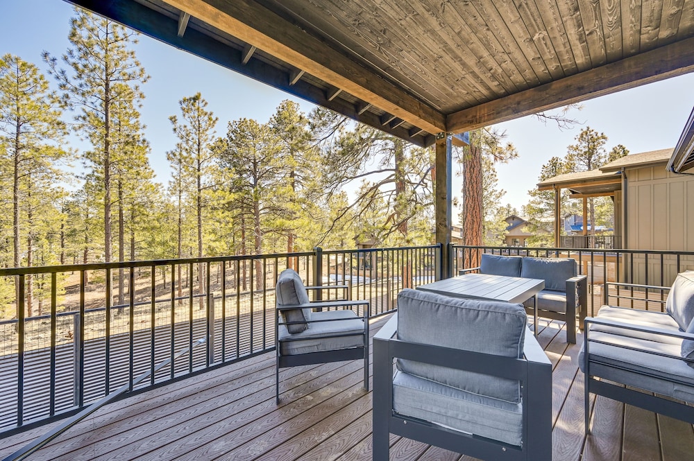Flagstaff Group Getaway w/ Game Room & Deck