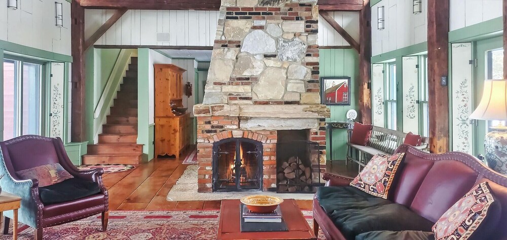 Old Orchard House