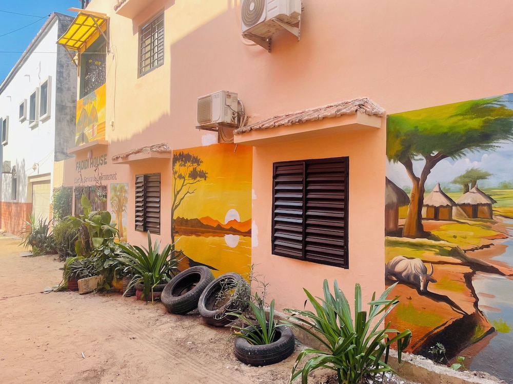 Fadidi House