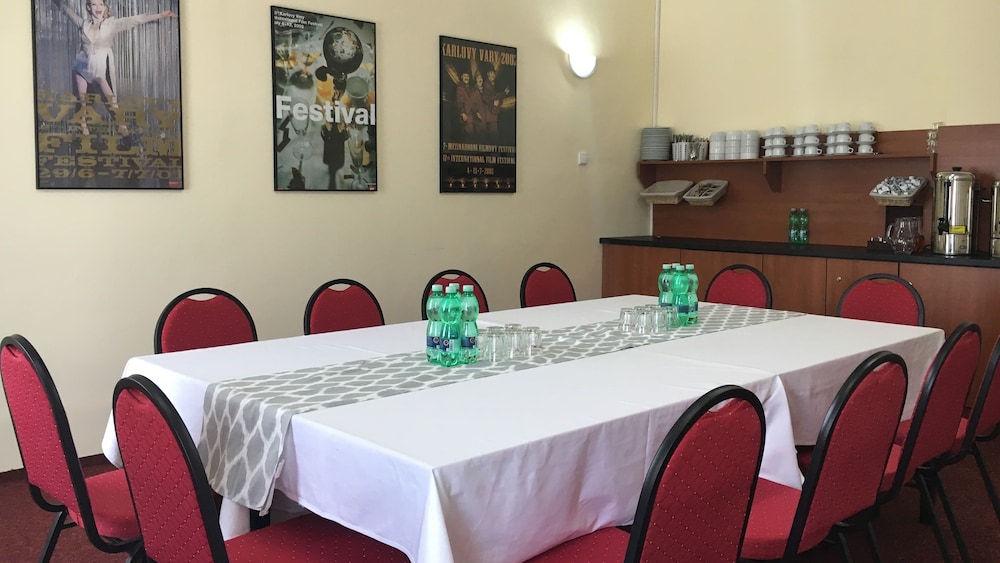 meeting & event spaces