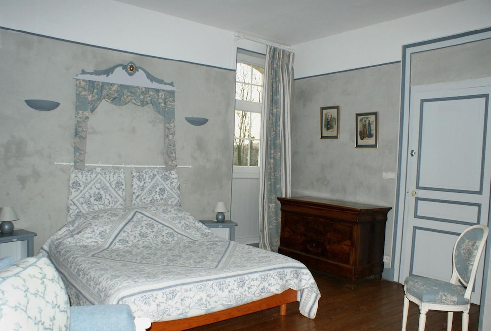 Photo 12