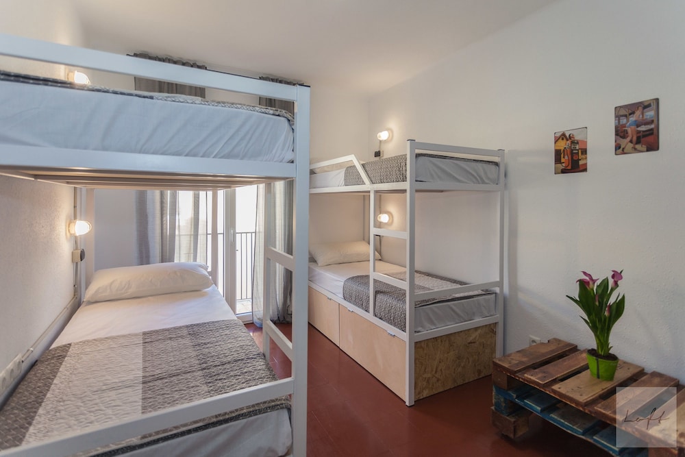 LOFT APART & HOSTAL Group