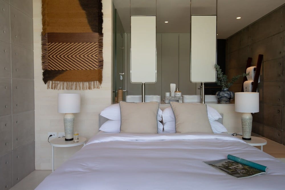 Muscat 3-bedroom Villa With Beach Access