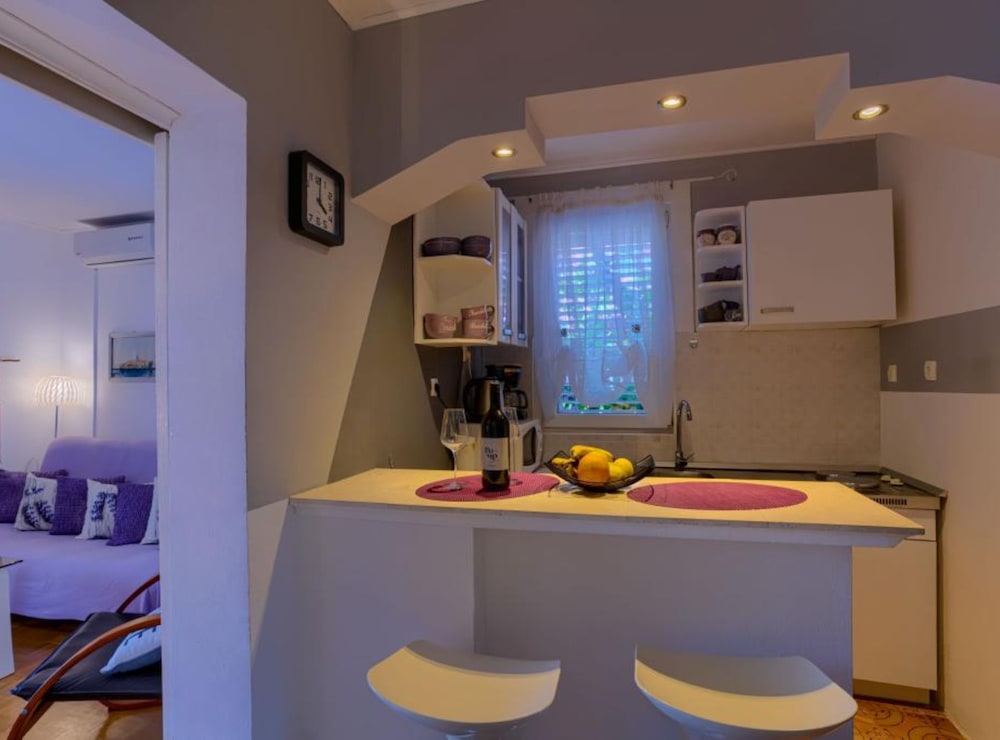Sunset Tides Apartments With Terrace and Sea View