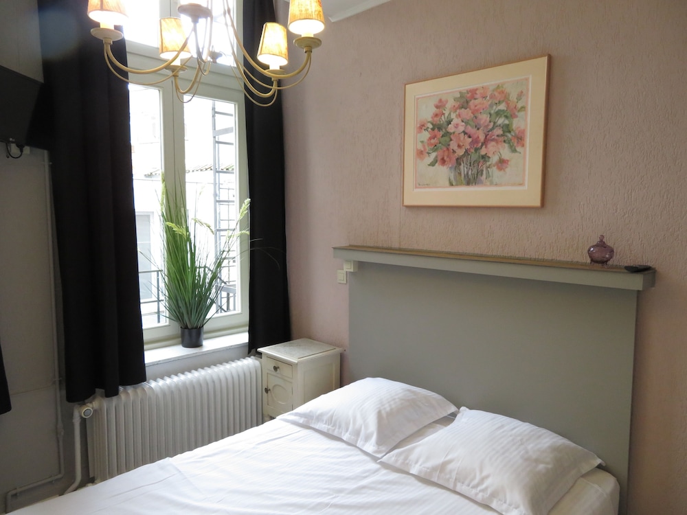 Bruges Vacations - Hotel Notre Dame - Property Image 1