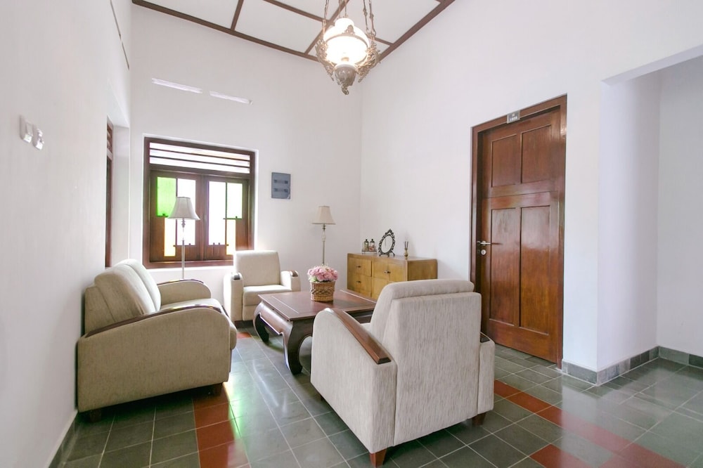 Taman Yuwono Heritage Malioboro by Natt's Hospitality