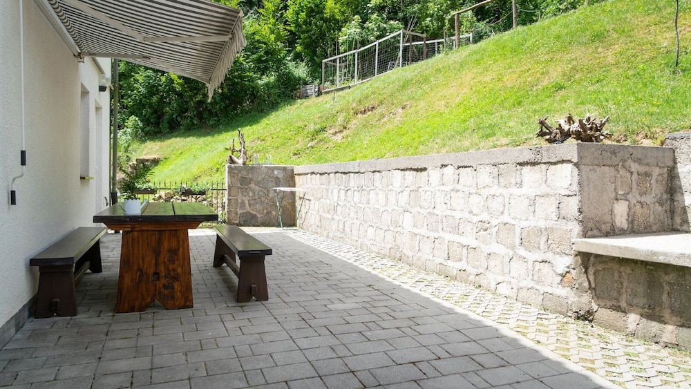 Green Area Apartments Kremžar