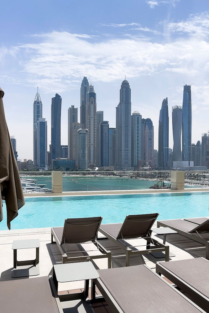 Marina Vista Emaar Beachfront Apartments